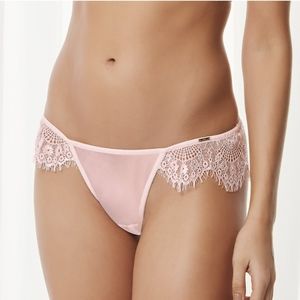 NWT Victoria's Secret Bluebella Marina Thong in pale pink